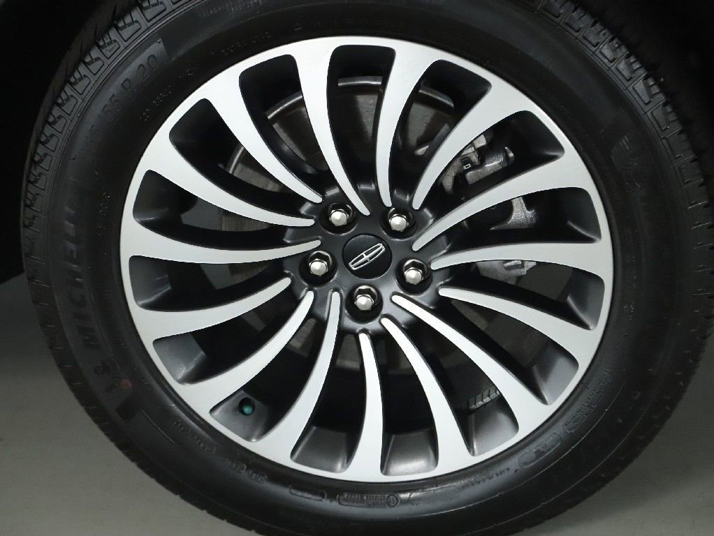 Certified 2023 Lincoln Aviator Reserve w/ Equipment Group 201A image 43