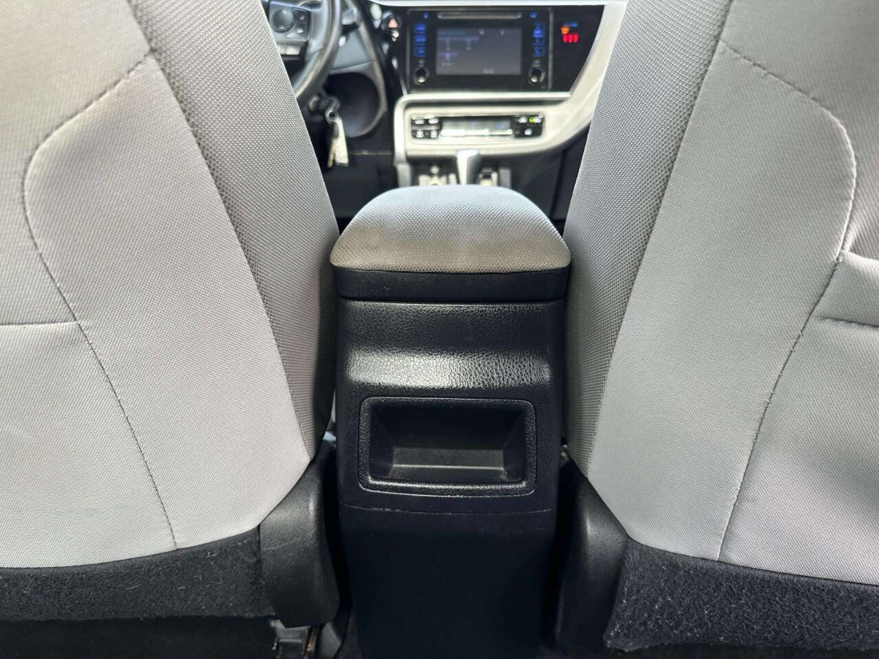 Used 2019 Toyota Corolla LE image 20