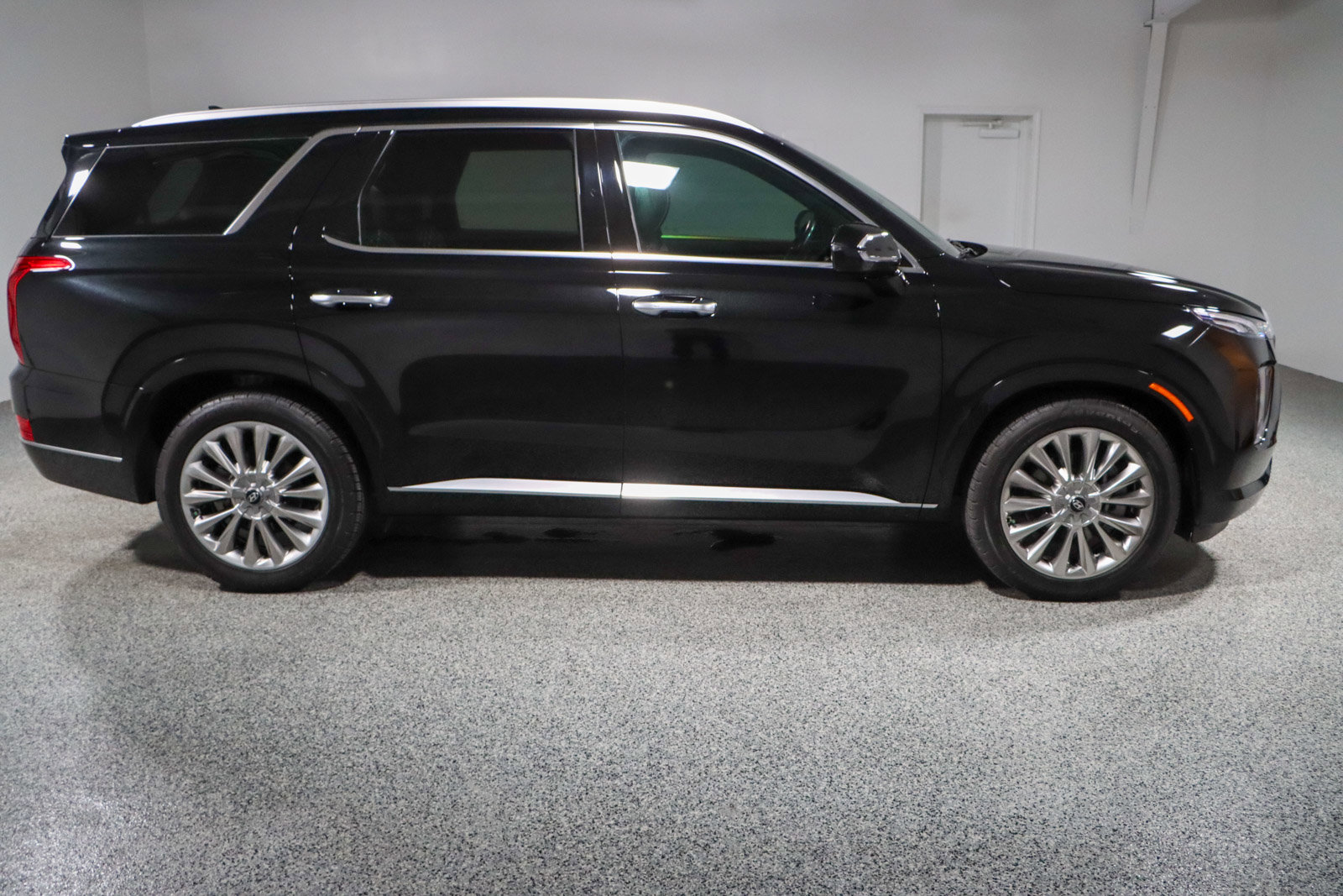 Used 2020 Hyundai Palisade Limited image 6