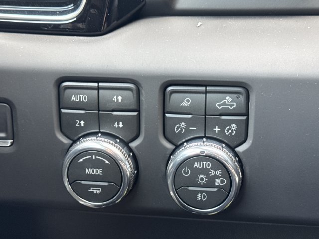 New 2026 GMC Sierra 1500 Denali w/ Technology Package AWD/4WD image 30