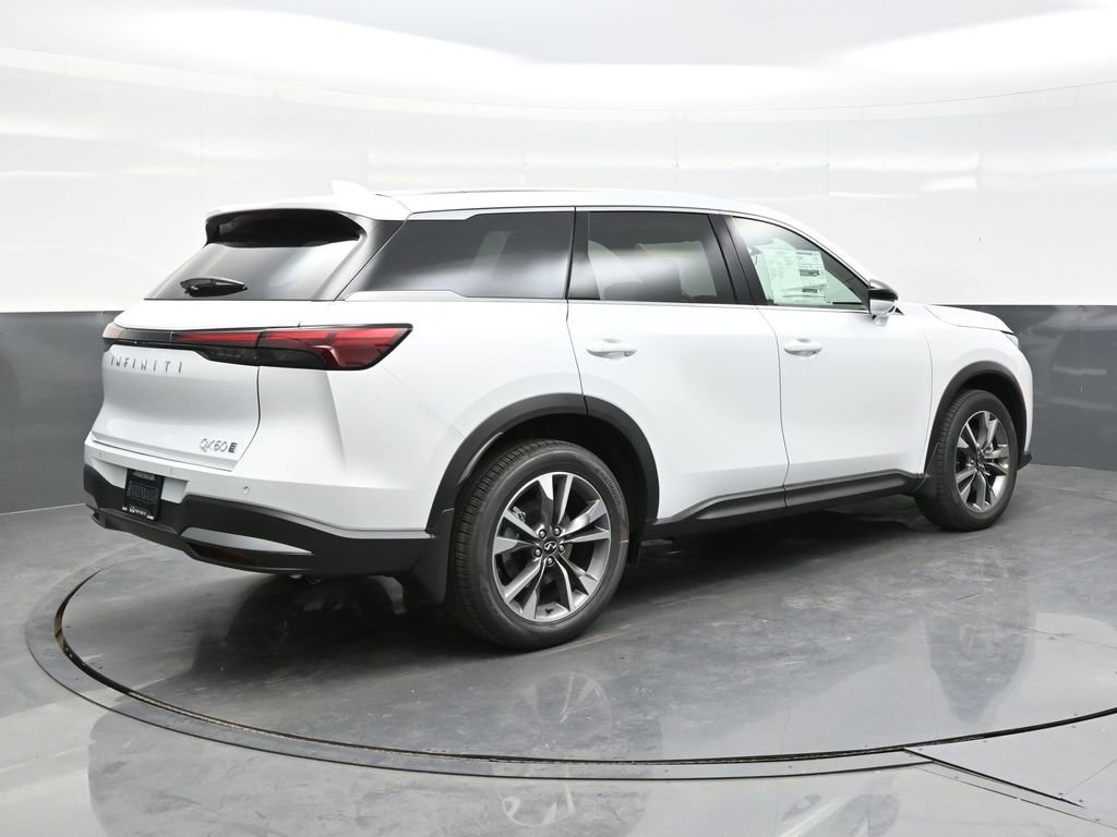 Used 2026 INFINITI QX60 Pure w/ Cargo Package AWD/4WD image 7