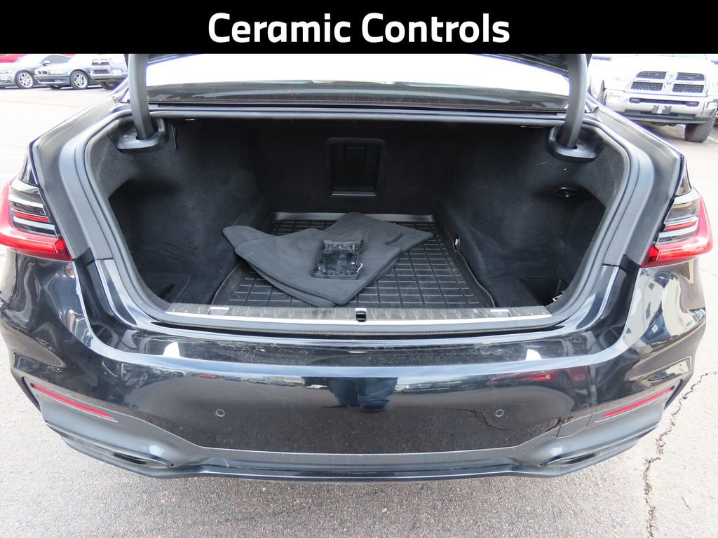 Used 2022 BMW 750i xDrive w/ Luxury Rear Seating Package image 20