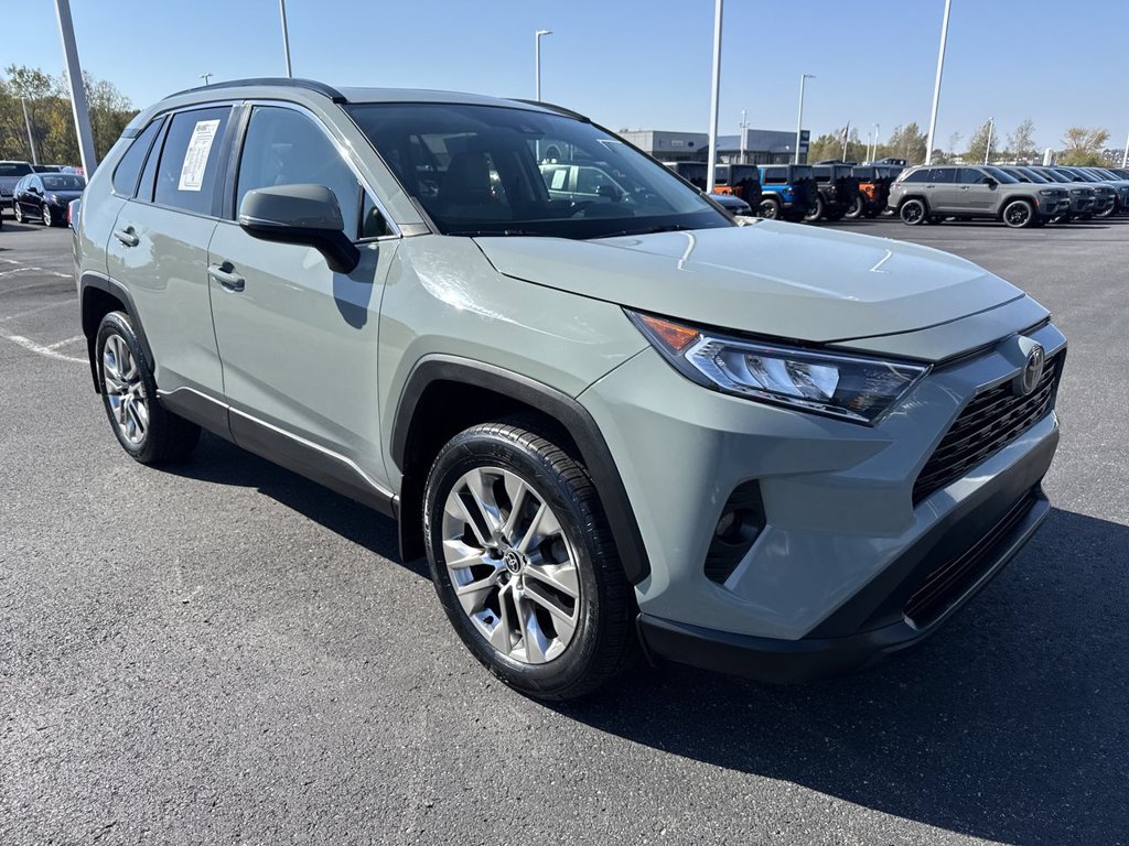Used 2021 Toyota RAV4 XLE Premium AWD/4WD image 2