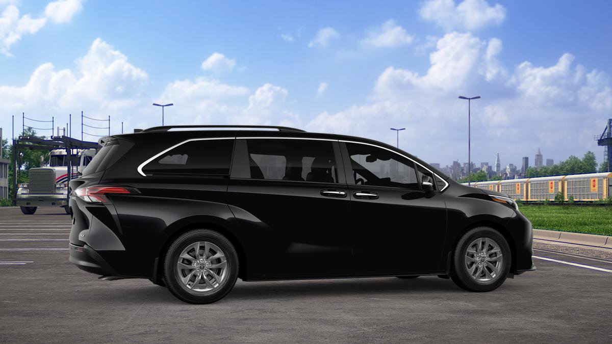 New 2026 Toyota Sienna XLE FWD image 13