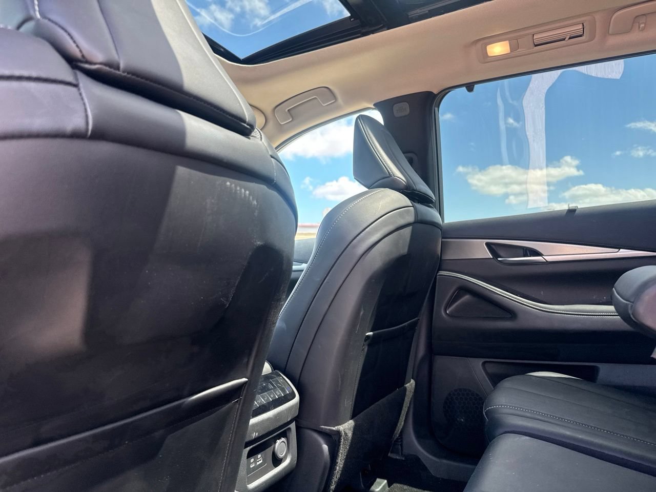 Used 2024 INFINITI QX60 Luxe AWD/4WD image 38
