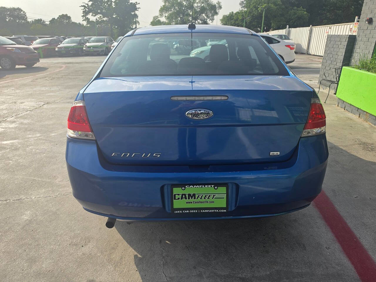 Used 2010 Ford Focus SE FWD image 14