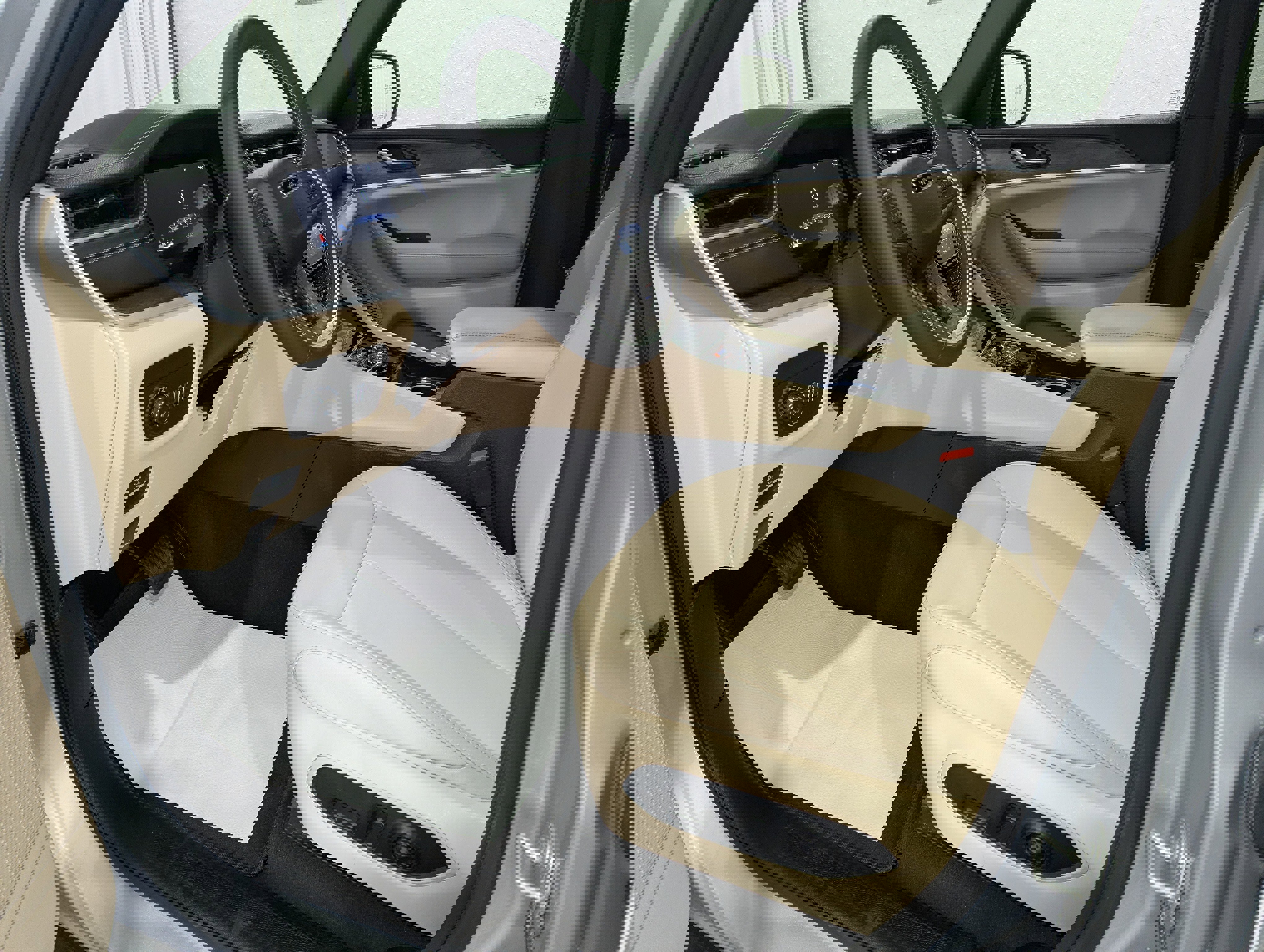 Used 2024 Jeep Grand Cherokee Limited image 14