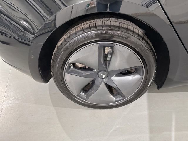 Used 2019 Tesla Model 3 Long Range RWD image 12