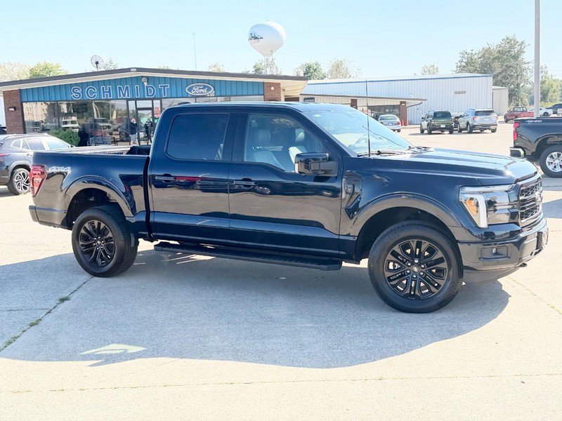 Used 2025 Ford F150 Lariat AWD/4WD image 3