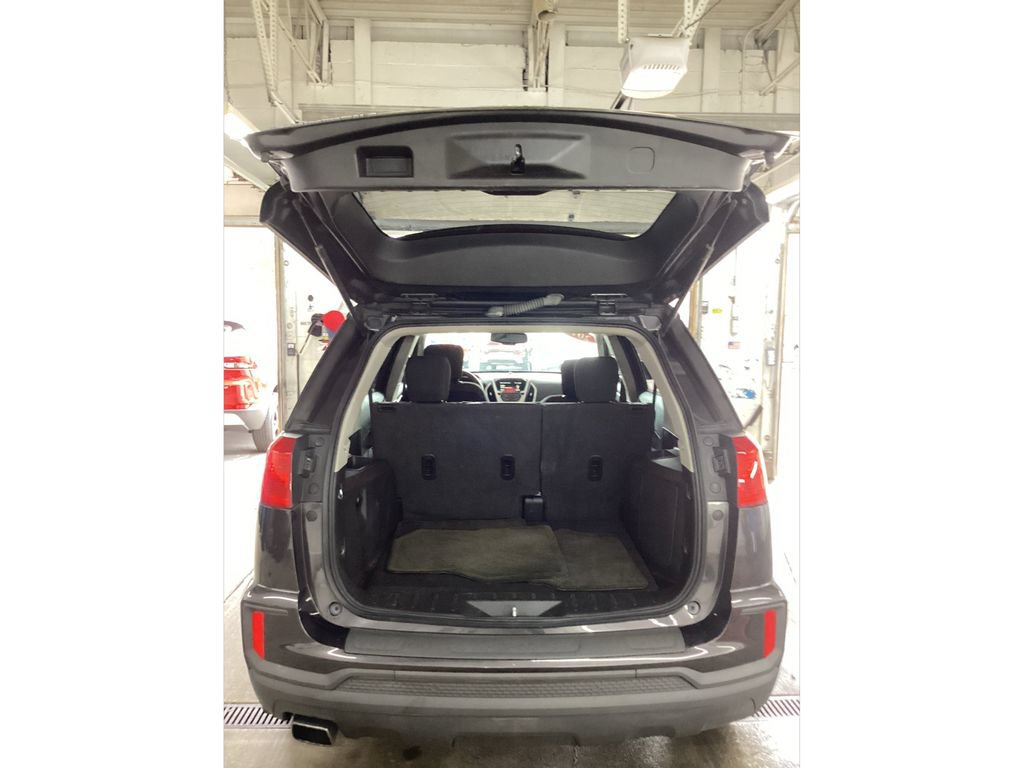 Used 2016 GMC Terrain SLE FWD image 10