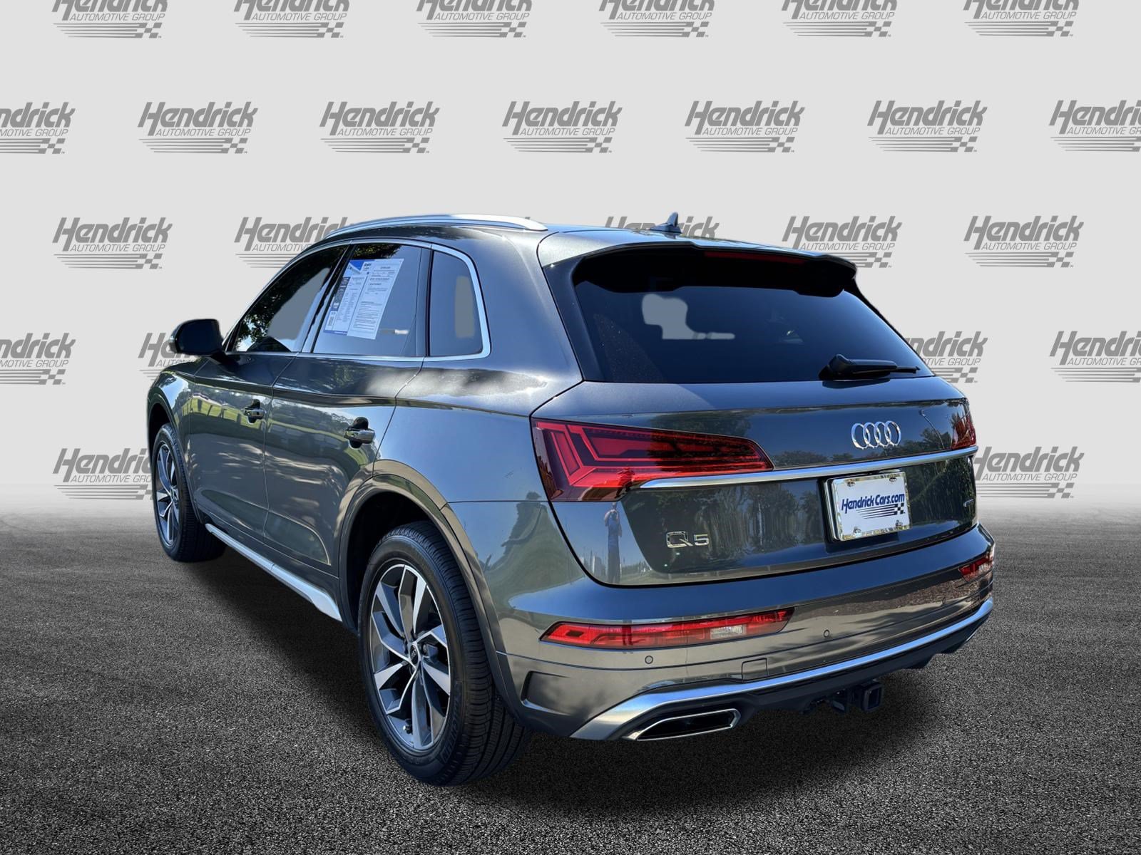 Used 2024 Audi Q5 2.0T Premium Plus w/ Premium Plus Package AWD/4WD image 8