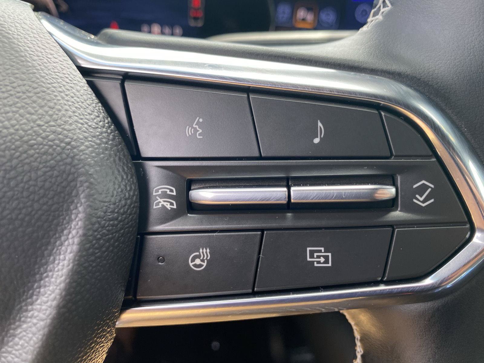 Used 2024 Chevrolet Equinox EV LT AWD/4WD image 28