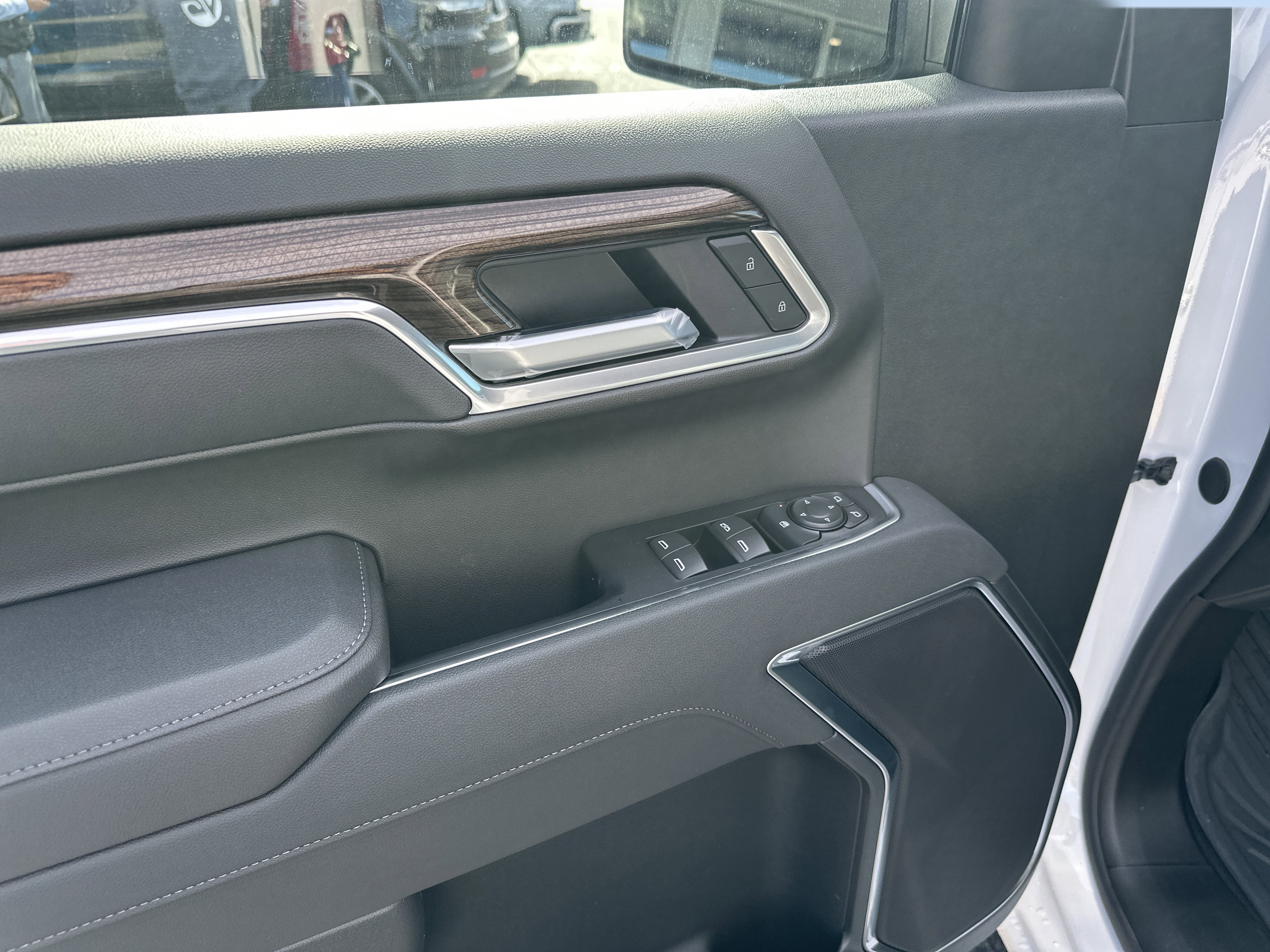 New 2026 Chevrolet Silverado 1500 LT image 9