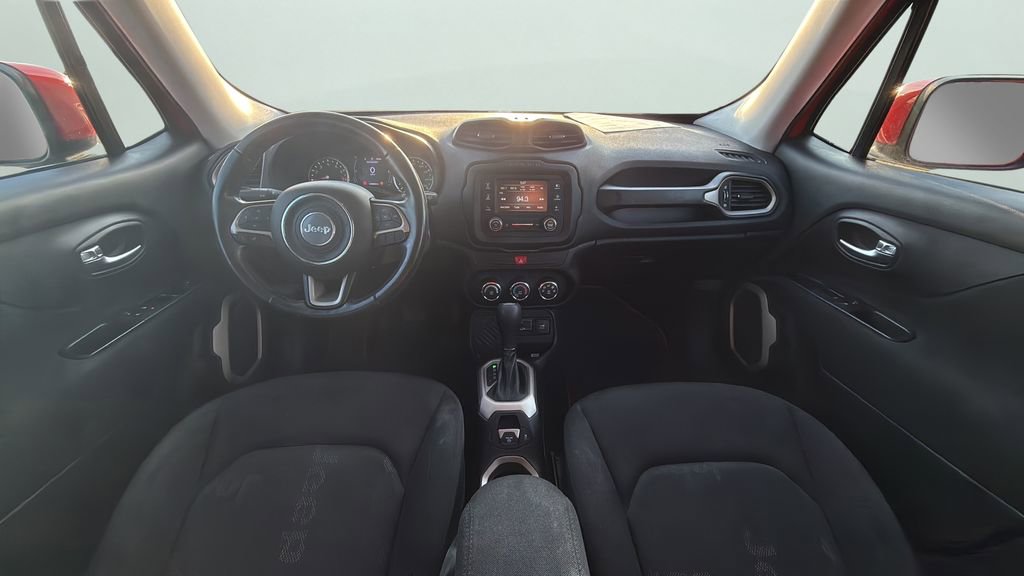 Used 2017 Jeep Renegade Latitude image 15