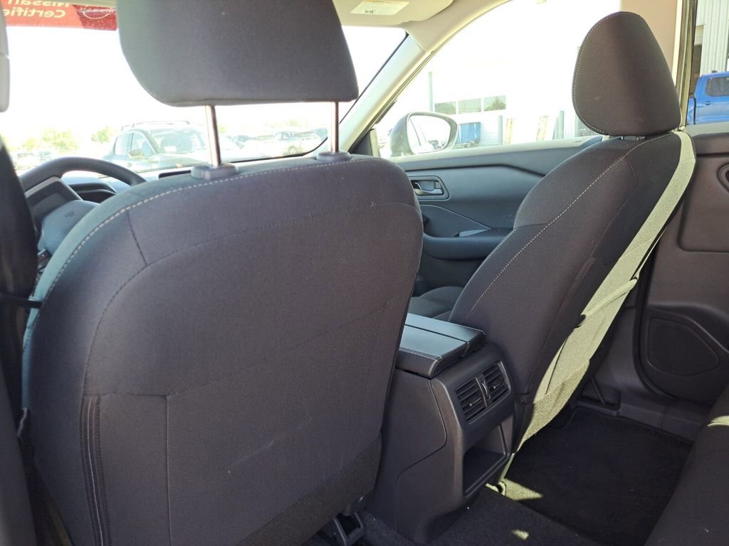 Certified 2026 Nissan Rogue S image 23