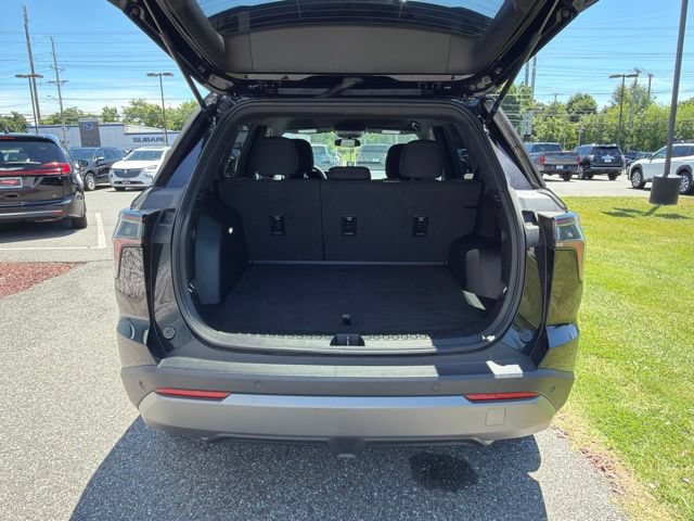 Used 2025 Chevrolet Equinox LT AWD/4WD image 8