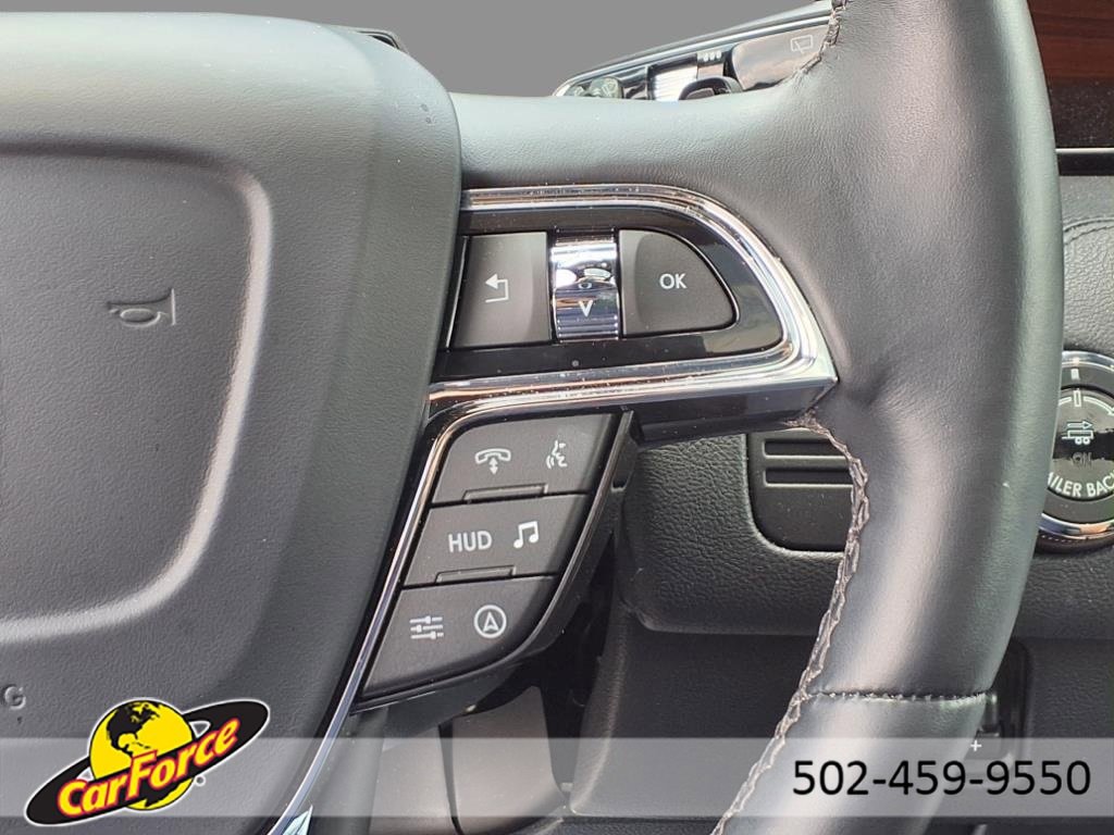 Used 2023 Lincoln Navigator Reserve image 24