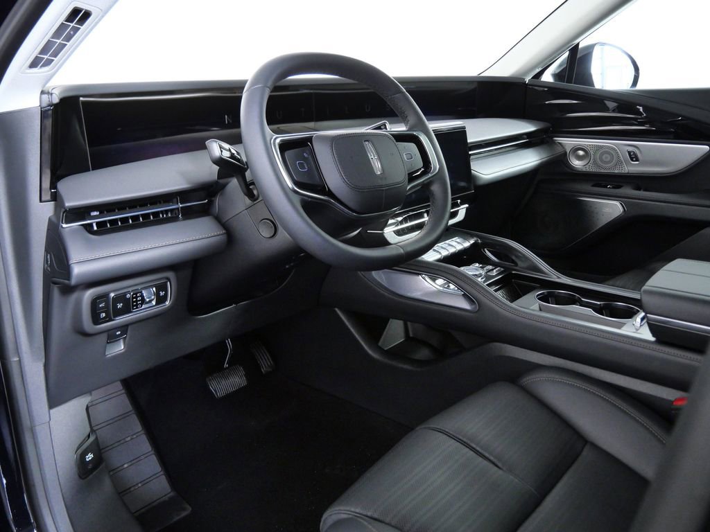 New 2026 Lincoln Nautilus Reserve image 16