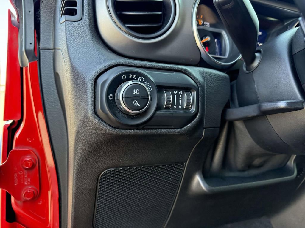 Used 2020 Jeep Gladiator Sport w/ Quick Order Package 24S image 14