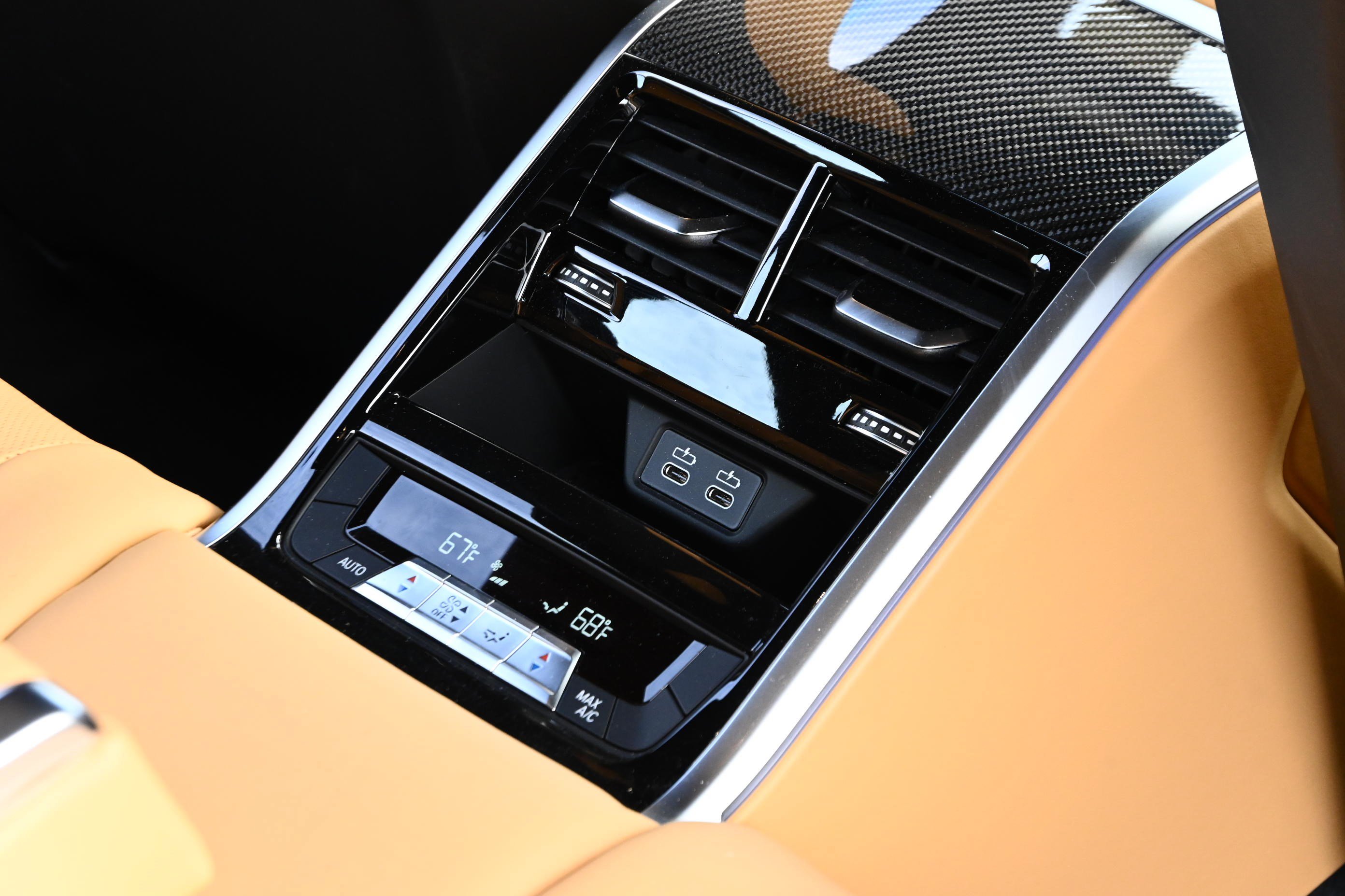 Used 2025 BMW M8 Competition w/ M Carbon Exterior Package image 32