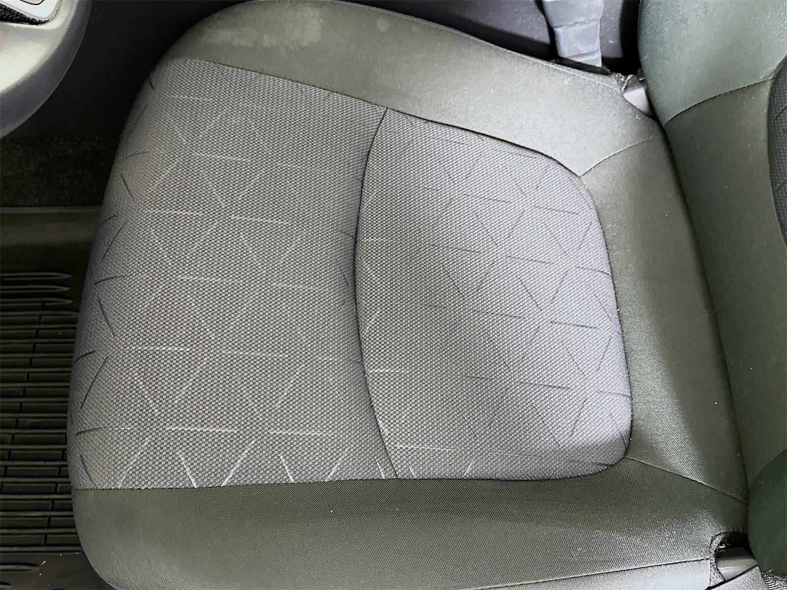 Certified 2020 Toyota RAV4 XLE image 18