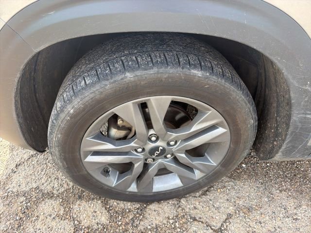 Used 2022 Kia Seltos S image 3