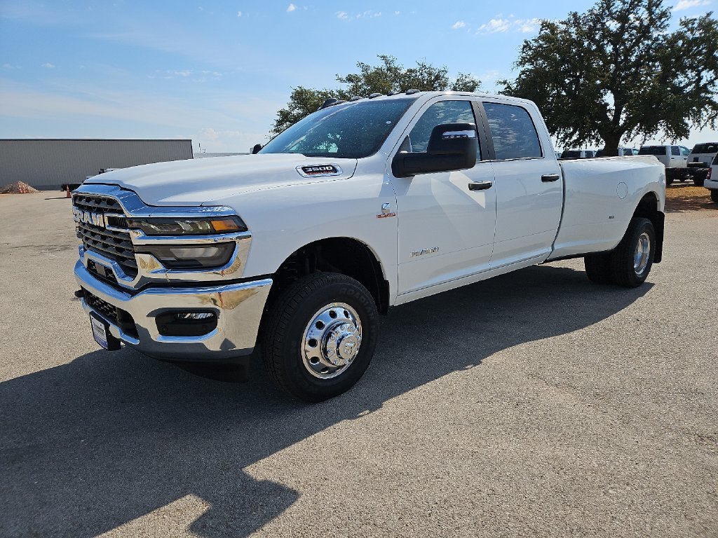 New 2027 RAM 3500 Lone Star AWD/4WD image 2