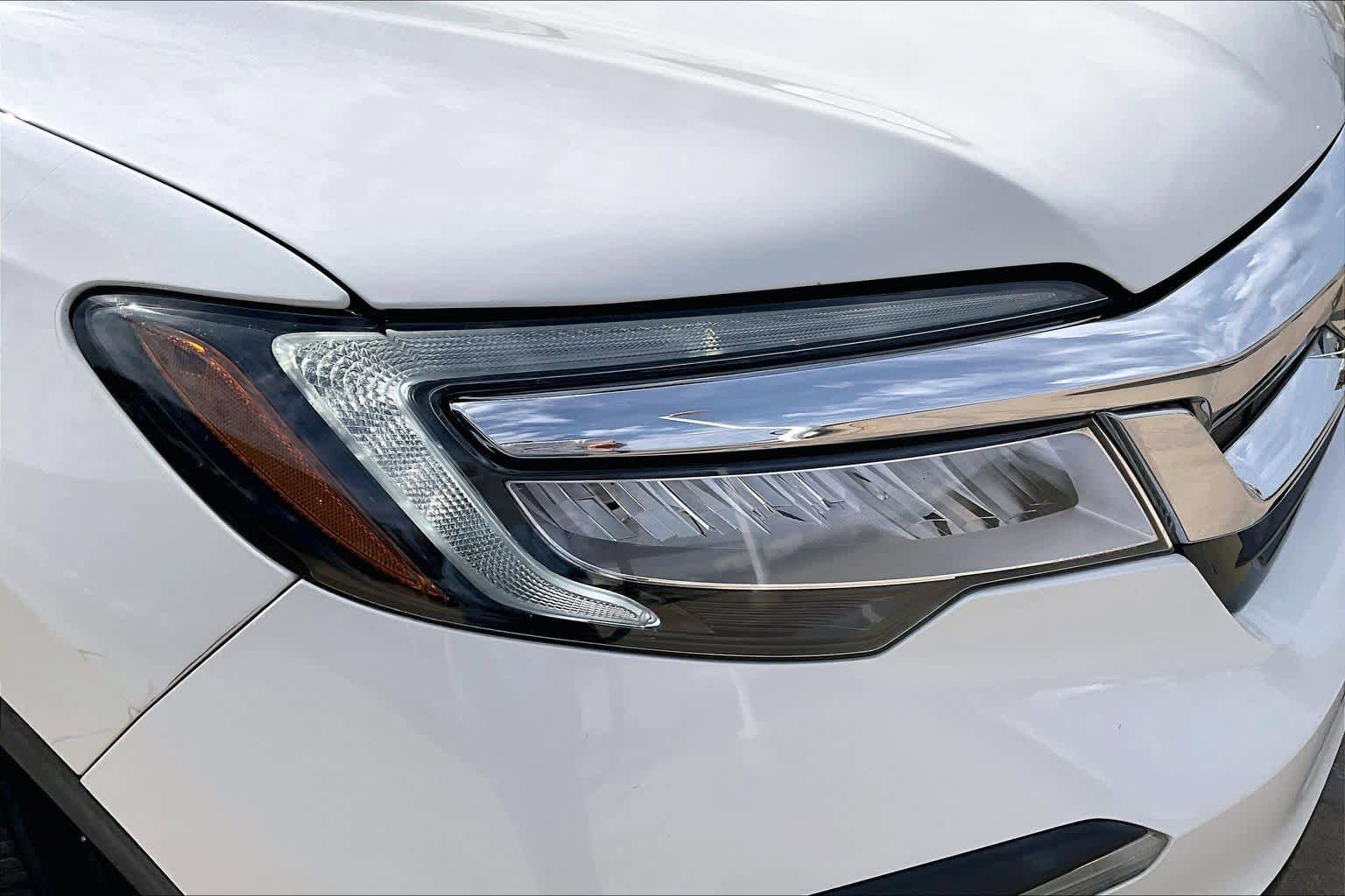 Used 2019 Honda Pilot Touring image 28