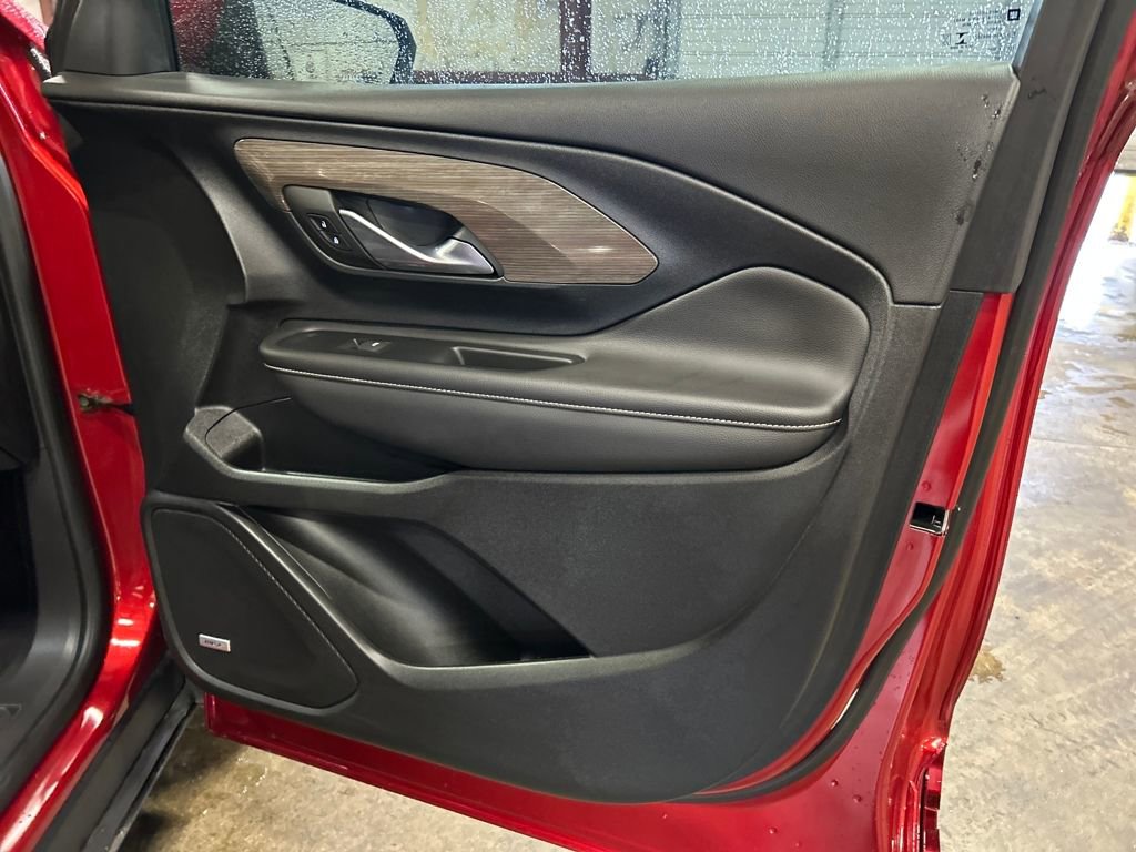 Used 2022 GMC Terrain Denali w/ Denali Premium Package image 32