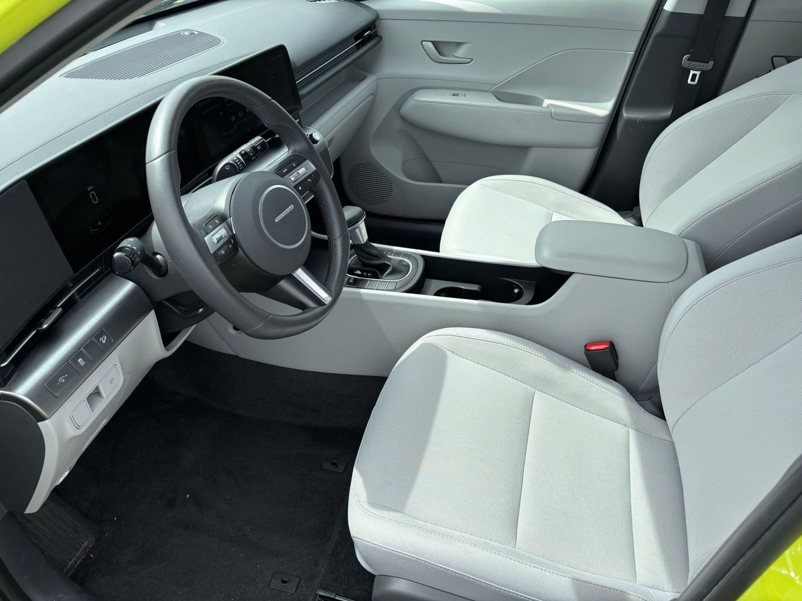 Used 2025 Hyundai Kona SEL FWD image 27