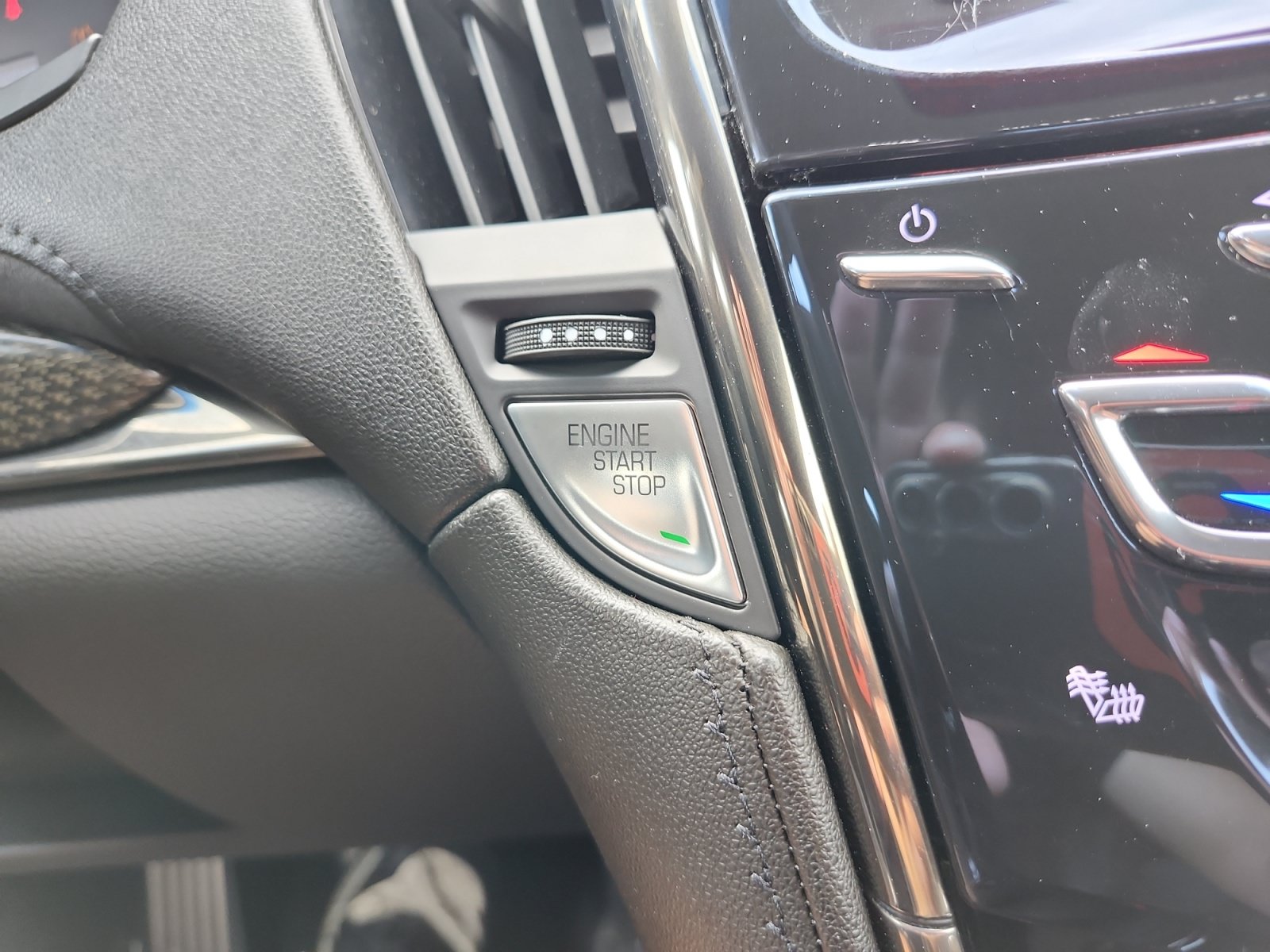 Used 2016 Cadillac ATS V w/ Luxury Package RWD image 23