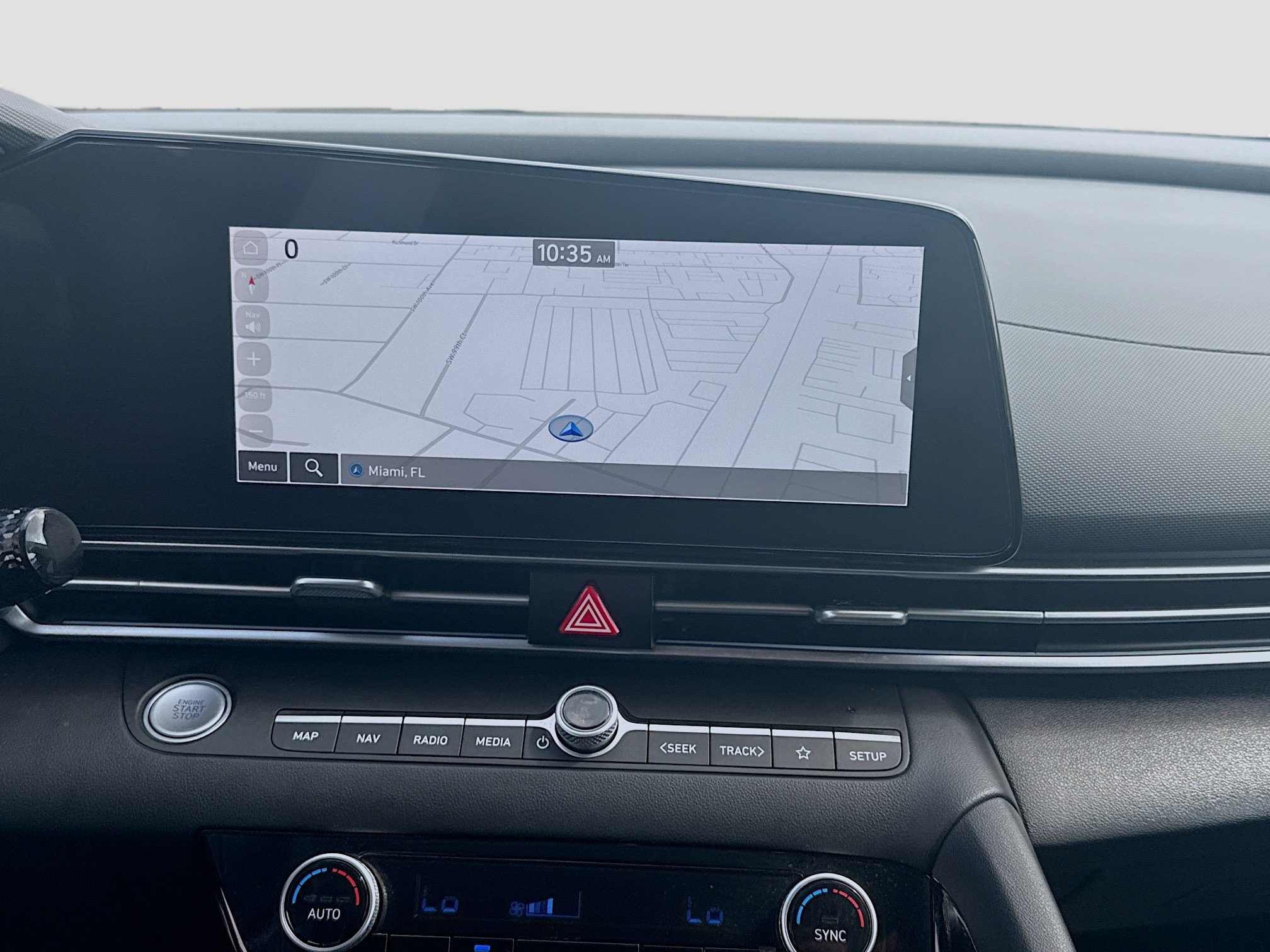 Used 2025 Hyundai Elantra SEL FWD image 10