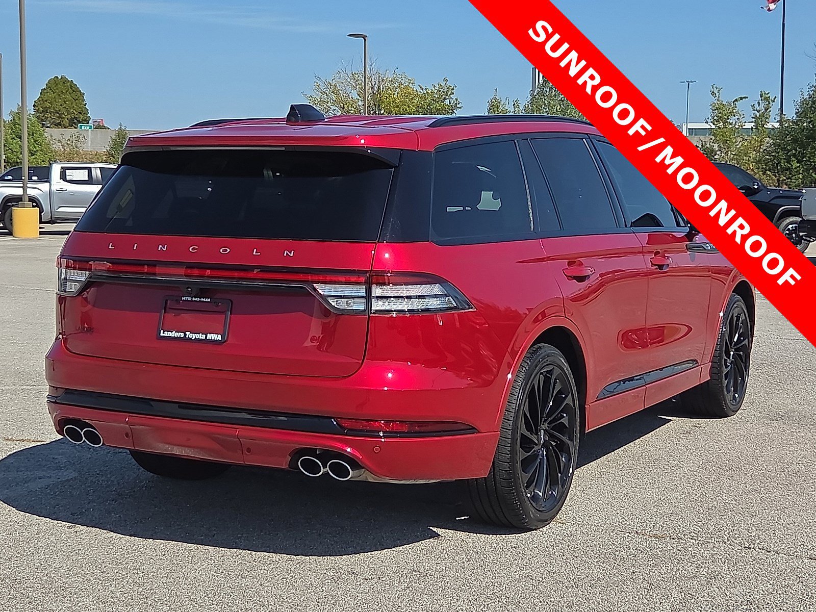 Used 2025 Lincoln Aviator Reserve w/ Equipment Group 201A AWD/4WD image 5