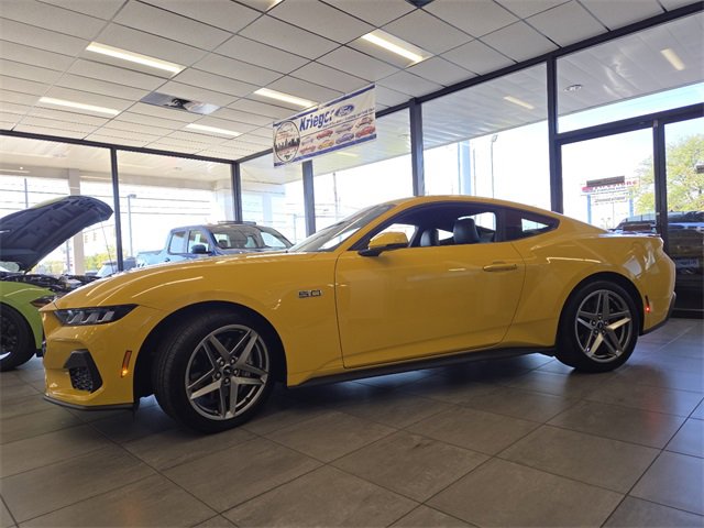 Used 2024 Ford Mustang GT Premium image 22