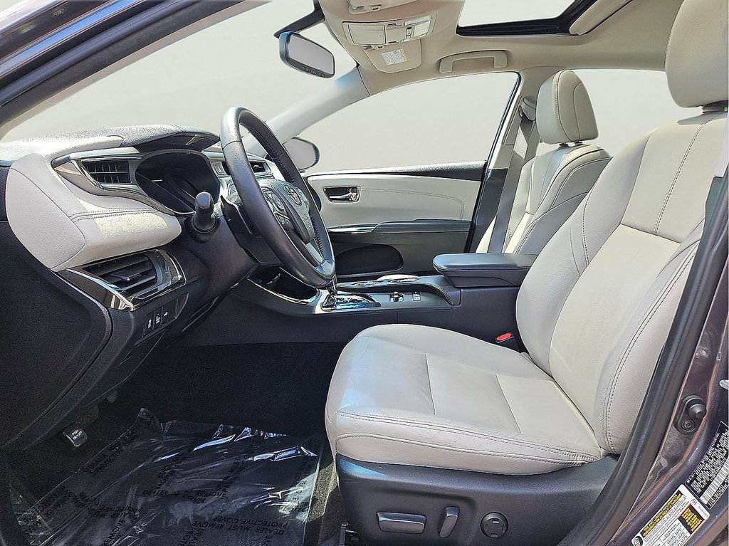 Used 2016 Toyota Avalon XLE Premium FWD image 11