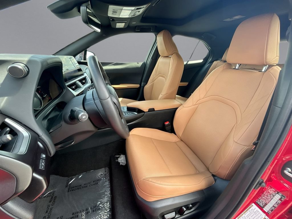 Used 2024 Lexus UX 250h FWD w/ Premium Package image 24