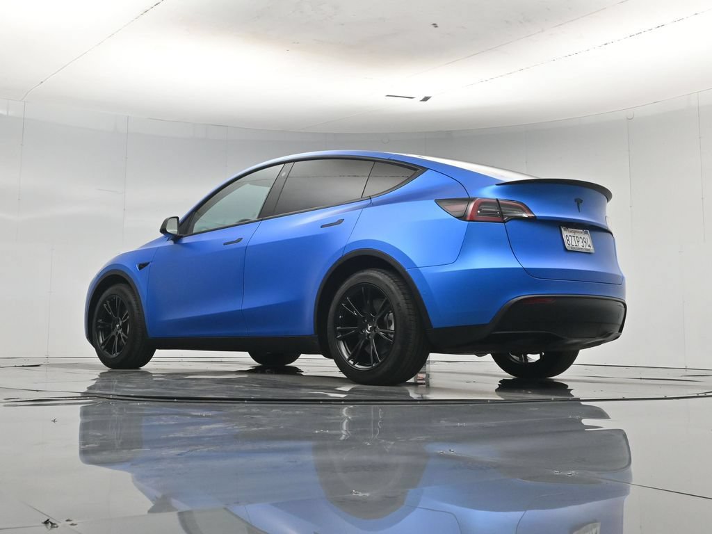 Used 2022 Tesla Model Y Long Range AWD/4WD image 49