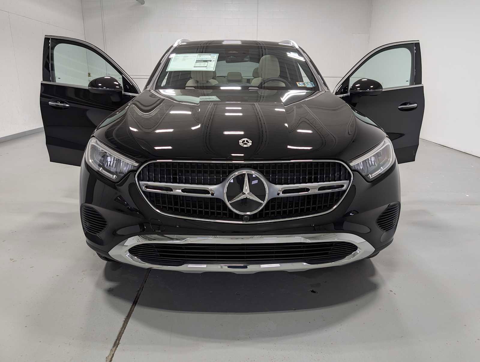 New 2026 Mercedes-Benz GLC 300 4MATIC image 14