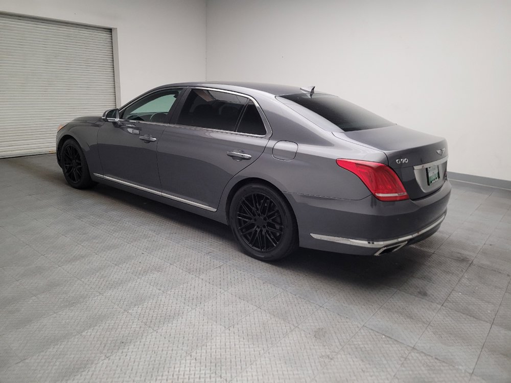Used 2017 Genesis G90 3.3T Premium RWD image 3