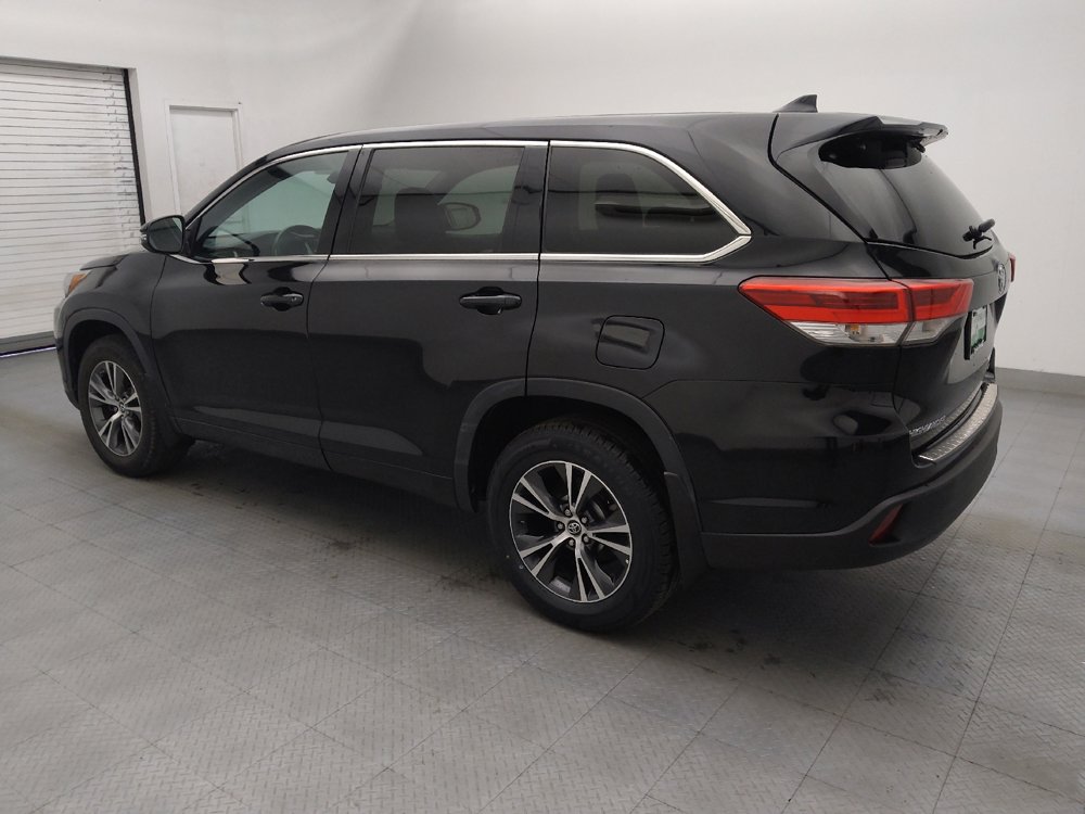 Used 2018 Toyota Highlander Plus w/ Protection Package #3 AWD/4WD image 3