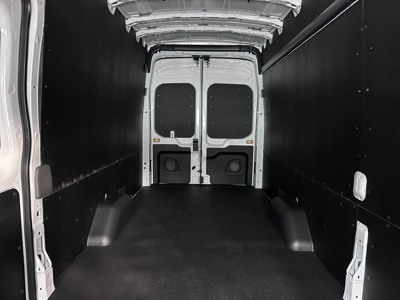 New 2026 Ford Transit 350 148 High Roof Extended w/ Load Area Protection Package RWD image 17