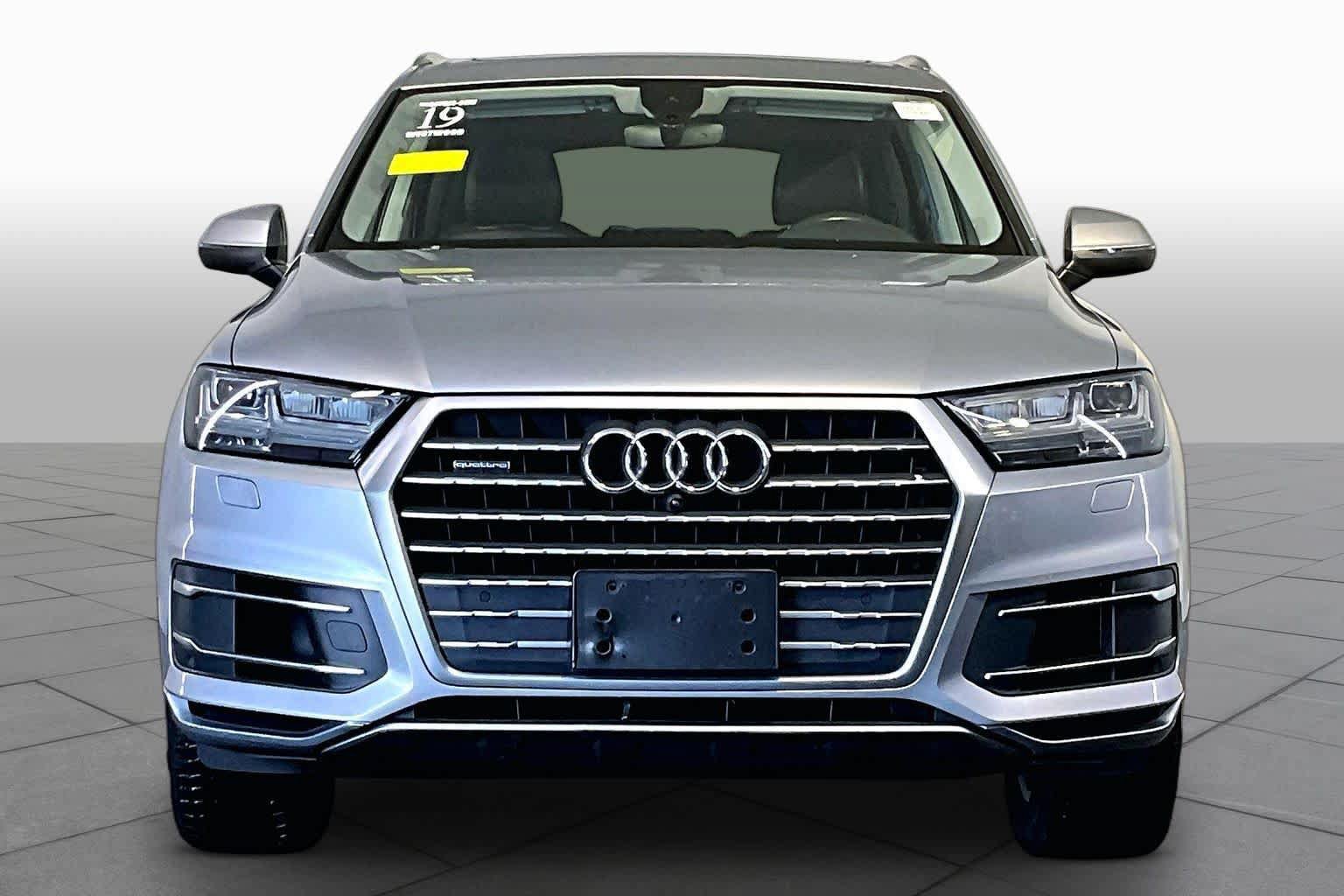 Used 2019 Audi Q7 3.0T Premium Plus w/ Premium Plus Package AWD/4WD image 4