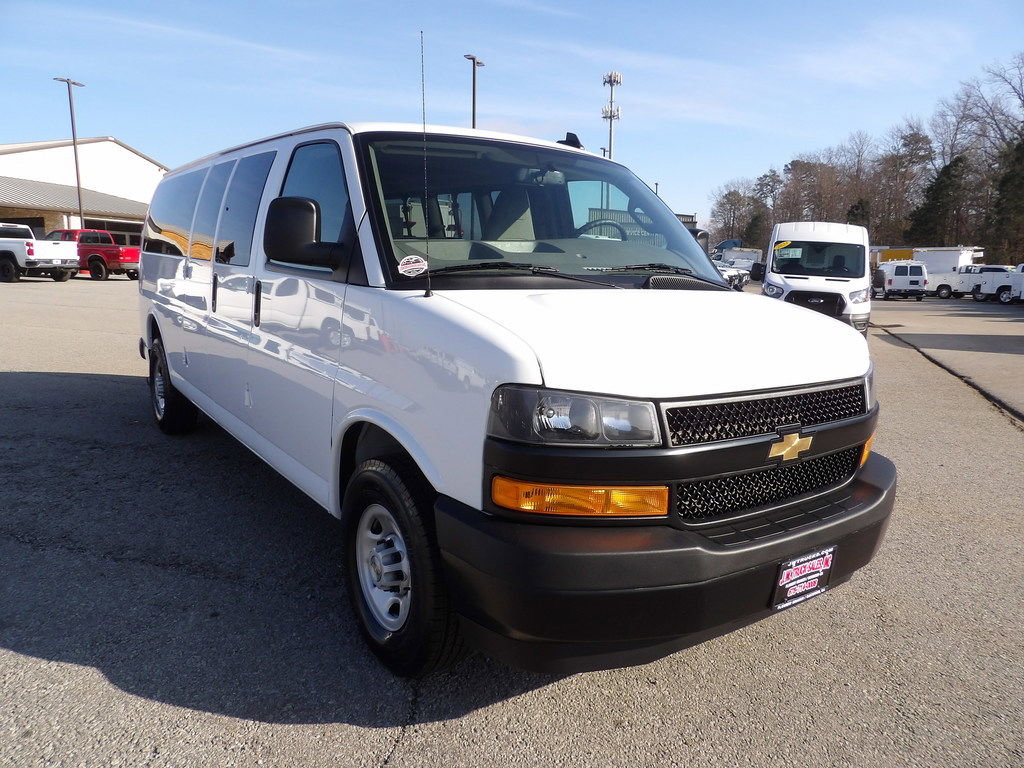Used 2024 Chevrolet Express 3500 LS image 11