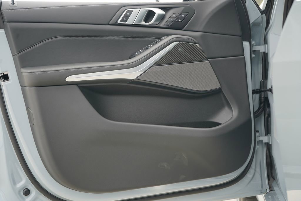 New 2026 BMW X5 M Competition w/ Executive Package image 9