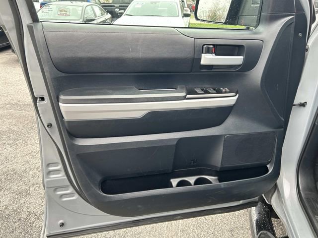 Used 2018 Toyota Tundra SR5 w/ TRD Off Road Package AWD/4WD image 18