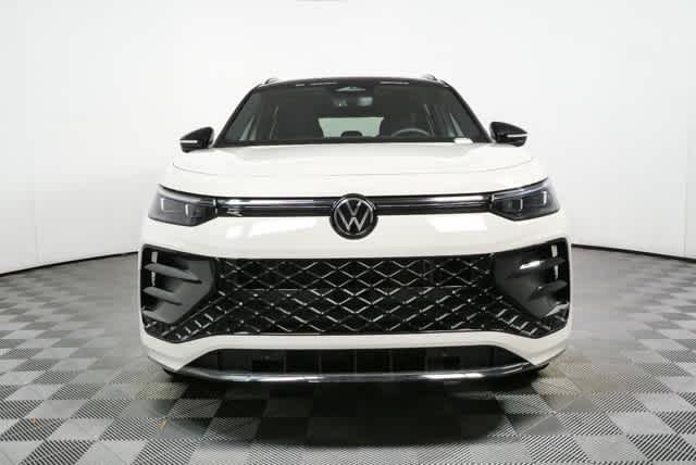 New 2026 Volkswagen Tiguan SE R-Line FWD image 36