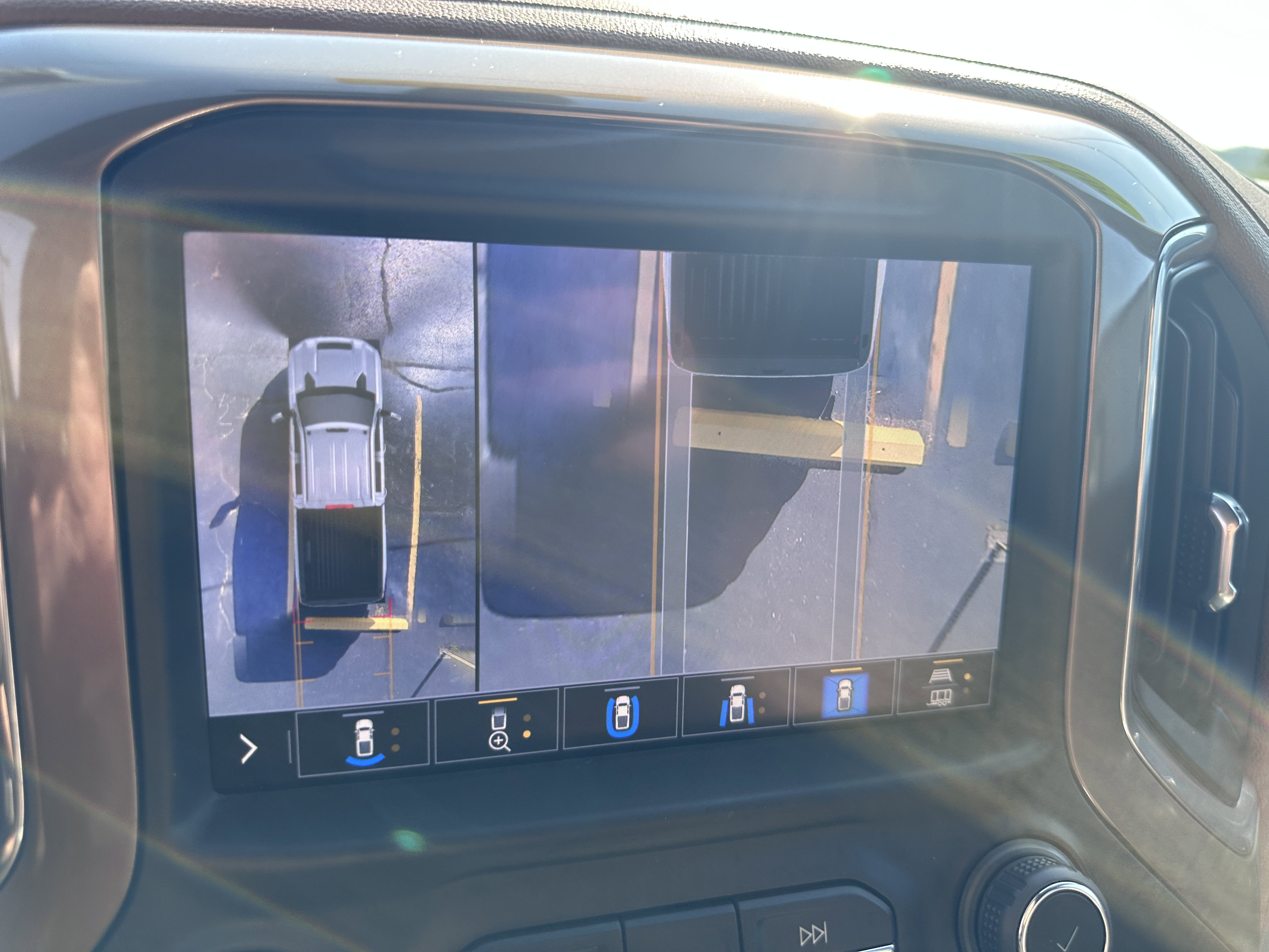 Used 2023 Chevrolet Silverado 2500 High Country image 23