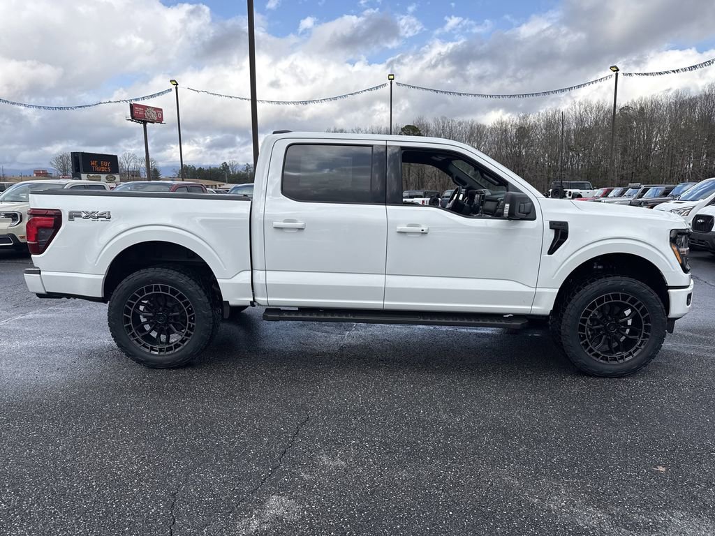 New 2026 Ford F150 XLT w/ Equipment Group 302A MID image 8