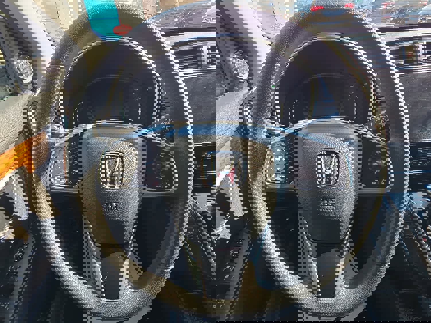 Used 2018 Honda CR-V EX image 9