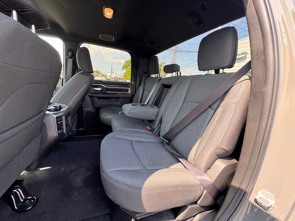 New 2026 RAM 2500 Big Horn AWD/4WD image 15